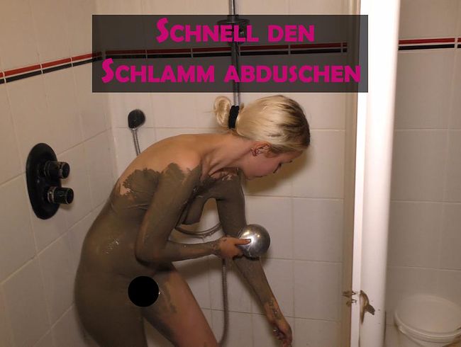 s*xyJenJen Porno Video: Schnell den Schlamm abduschen
